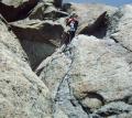 Wir kletterten den Bonattipfeiler 1982 noch mit schweren Bergschuhen weil wir ja durch das Couloir zustiegen und dafür sowieso die schweren Bergschuhe und auch die Steigeisen benötigten.